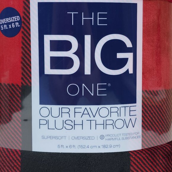 The Big One Oversized Plush Throw Blanket 5'x6' Red & Black Plaid Faux Fur - Picture 2 of 9